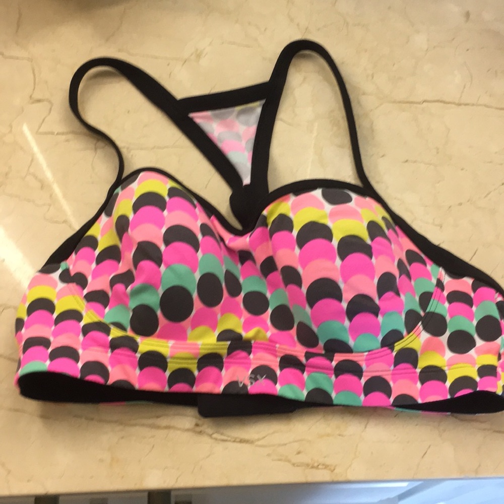 Victoria secret sports bra sz 36B